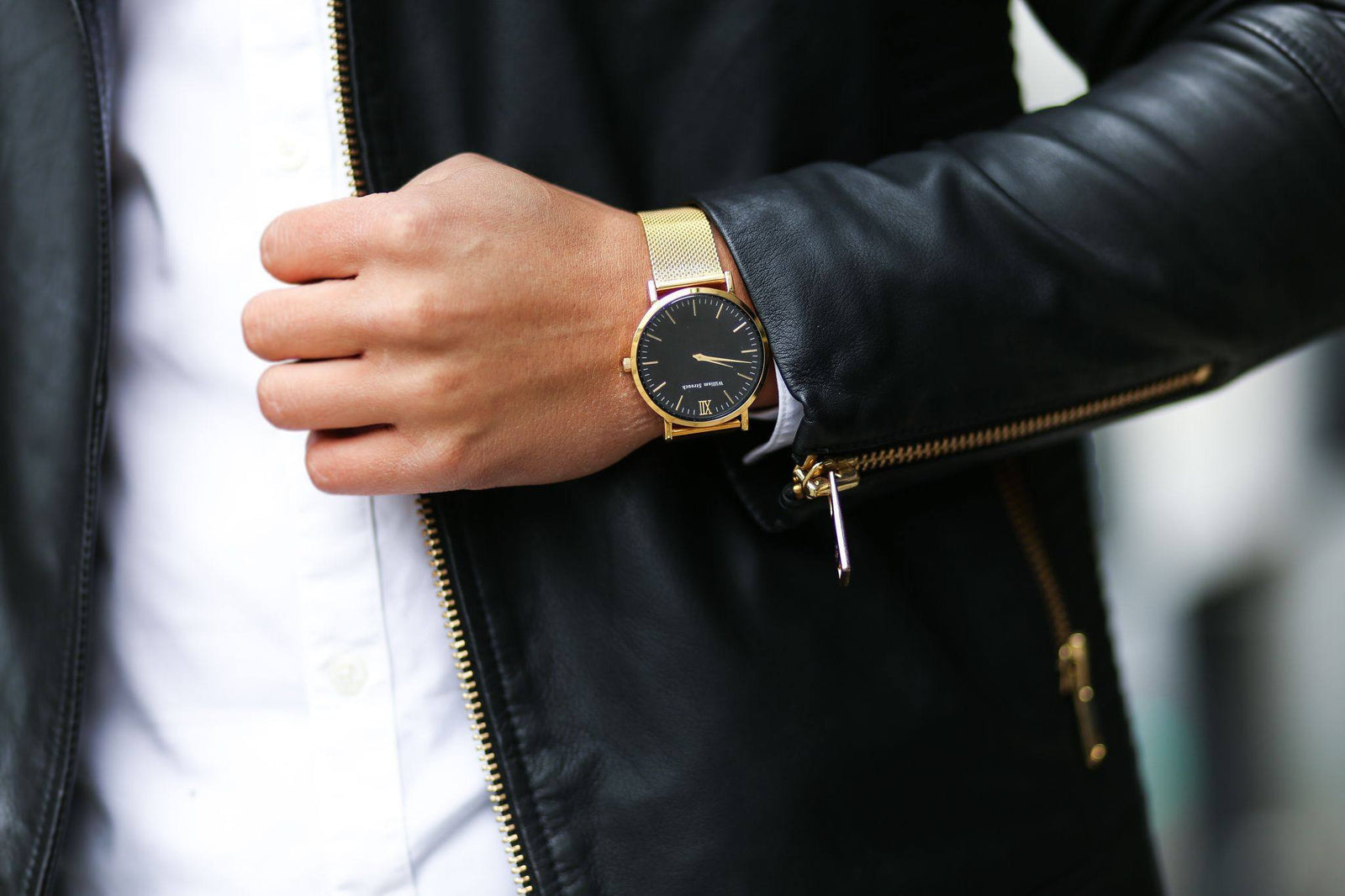 CLASSIC GOLD LEATHER STRAP